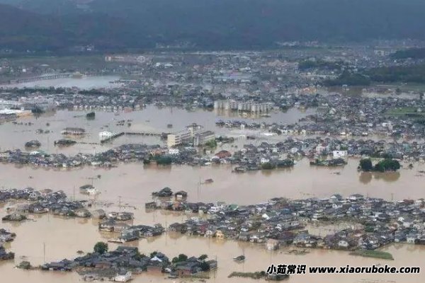 洪水会造成哪些危害，人员伤亡/传染疾病/财产损失